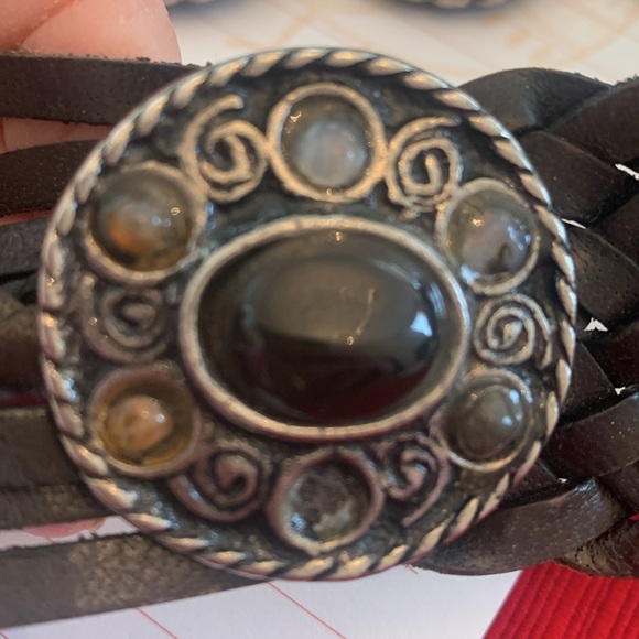Brown leather belt woven with gorgeous silver stone accented areas stone buckle - Picture 13 of 15